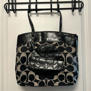 Coach signature tote